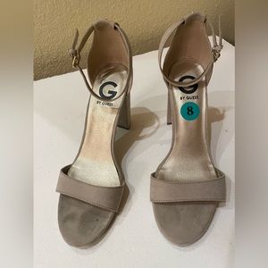 Guess heel sandals women’s 8 in very good condition